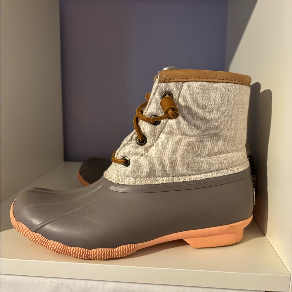Sperry Women's Gray and Tan Duck Boots